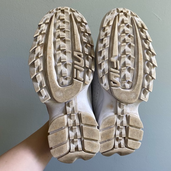 Chunky Fila Sneakers - Picture 8 of 9